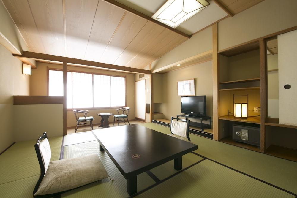 Onsen Hotel Omoto Мацумото Екстер'єр фото