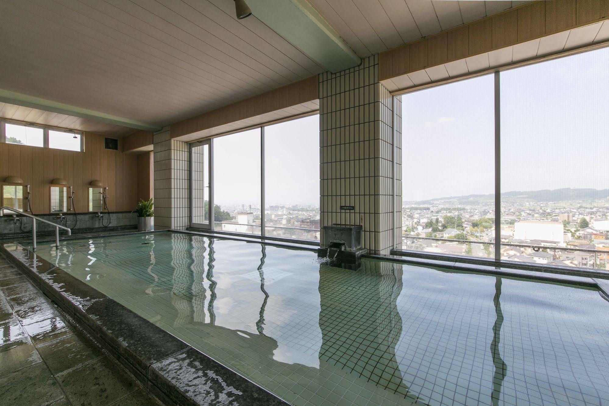 Onsen Hotel Omoto Мацумото Екстер'єр фото